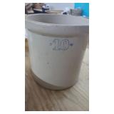 10 Gallon Stoneware Crock  No Chips Light