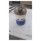 5 Gallon Mobil Fluid can