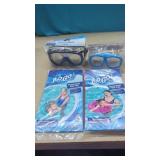 New Swimming Lot 2 Masks, 2 Swim Tubes