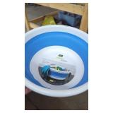 New Blue & White Collapsible Cleaning Basin