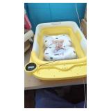 New Yellow Baby Folding Bathtub with Thermometer