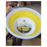 New Collapsible Cleaning Basin.  Will Lay Flat