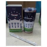 New TRUMP  White House Tumbler with Straw.  In