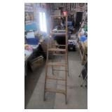 Werner 200#   6ft Wooden Painters Ladder ( used)