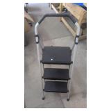 225#  Metal 3 Step Folding Stool