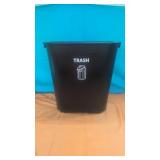 (New) 7 Gallon Rubbermaid  Office Trash Can