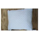 New  Queen Size Memory Foam Cooling Pillow