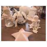 Figurines
