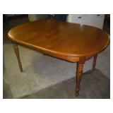 Maple Table w/2 Leafs  60/84x40x30   top damaged