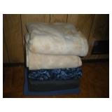 (6) Blankets
