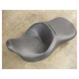 HD MOTORCYCLE SEAT