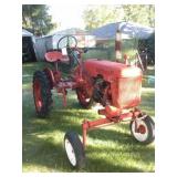 INTERNATIONAL FARMALL CUB W/ 4 CYL FLATHEAD GAS--