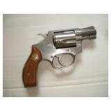 SMITH AND WESSON .38 SPECIAL 6 SHOT REVOLVER