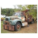 MACK B42 HOLMES WRECKER W/