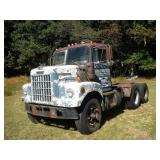 1966 WHITE SEMI TRUCK  MODEL 9564TO NO TITLE PARTS