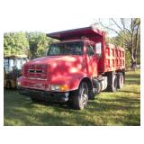 1990 INTERNATIONAL DUMP TRUCK W/ 12 FT BED
