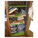 BAKEWARE CONTENTS OF CABINET