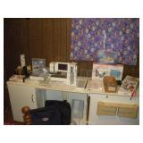 BERNINA ARTISTA 730 SEWING MACHINE AND ACC