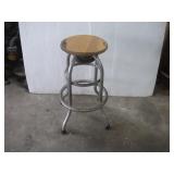 WORK BENCH STOOL 24IN TALL