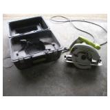 WORX 7 3/4 IN CIRCULAR SAW W/ CASE