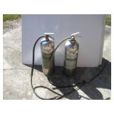2 STAINLESS STEEL SPRAYERS