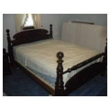 WOODEN FRAMED BED SIZE QUEEN