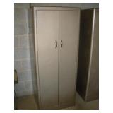 METAL WARDROBE 24X20X60