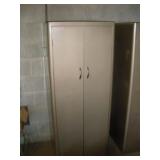 METAL WARDROBE 24X20X60