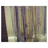 25PCS COSTUME JEWELRY NECKLACES