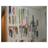 JEWLERY MAKING BEADS AND ACC