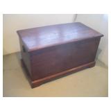 VINTAGE PINE CHEST W/ HAND CUT DOVETAIL JOINTS