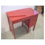 WOODEN CHILDRENS DESK 30X16X27