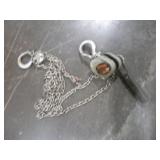 HARRINGTON 1/2 TON CHAIN HOIST