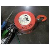 CM 1/2 TON CHAIN HOIST