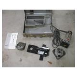 PORTER CABLE LAMINITE TRIM SAW SYSTEM W/