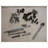 ASSORTED 3/8 DRIVE SOCKETS AND EXT