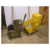 COMMERCIAL MOP BUCKETS