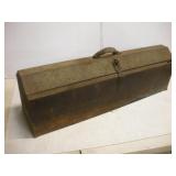 32 IN METAL TOOL BOX