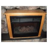 AMISH MADE ELECTRIC FIREPLACE  32IN LONG