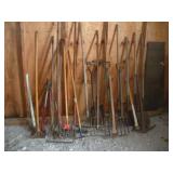 DIGGING AND GARDEN TOOLS