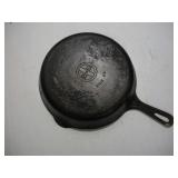 GRISWOLD #7 CAST IRON SKILLET 701 I