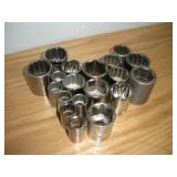 ASSORTED 1/2 IN DRIVE SOCKETS NOT A SET