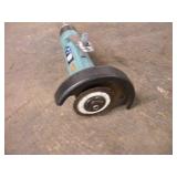 DYNA BRADE 4 1/2 IN PNEUMATIC GRINDER