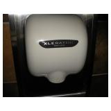 XLERATOR HAND DRYER