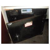 CINCI SAFE CO. VINDICATOR DIGITAL LOCK SAFE W/