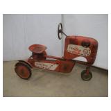 VINTAGE AMF "SUPER TONE" PEDAL TRACTOR