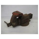 COLUMBIAN BENCH VISE W/ 4IN JAW  17IN LONG