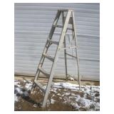 5 FT ALUM STEP LADDER