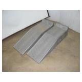 2 PLASTIC CAR RAMPS