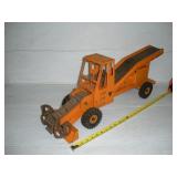 VINTAGE ADAMS - NYLINT "TRAVEL LOADER" METAL--